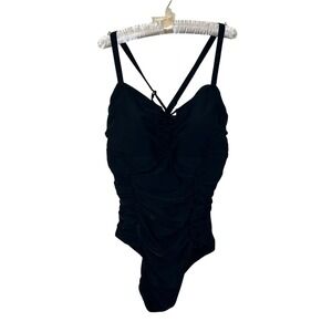 Torrid Wireless Lattice One Piece Swimsuit Size 2 2X 18-20 Black Ruched Tummy‎